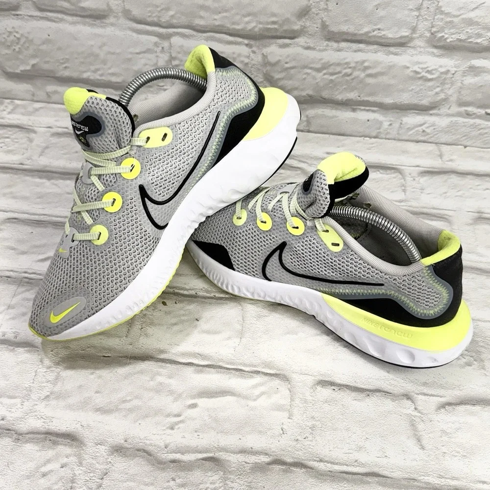 Nike Renew Run Shoes Mens Size 8.5 Grey Fog Volt Running Shoes Good Condition!